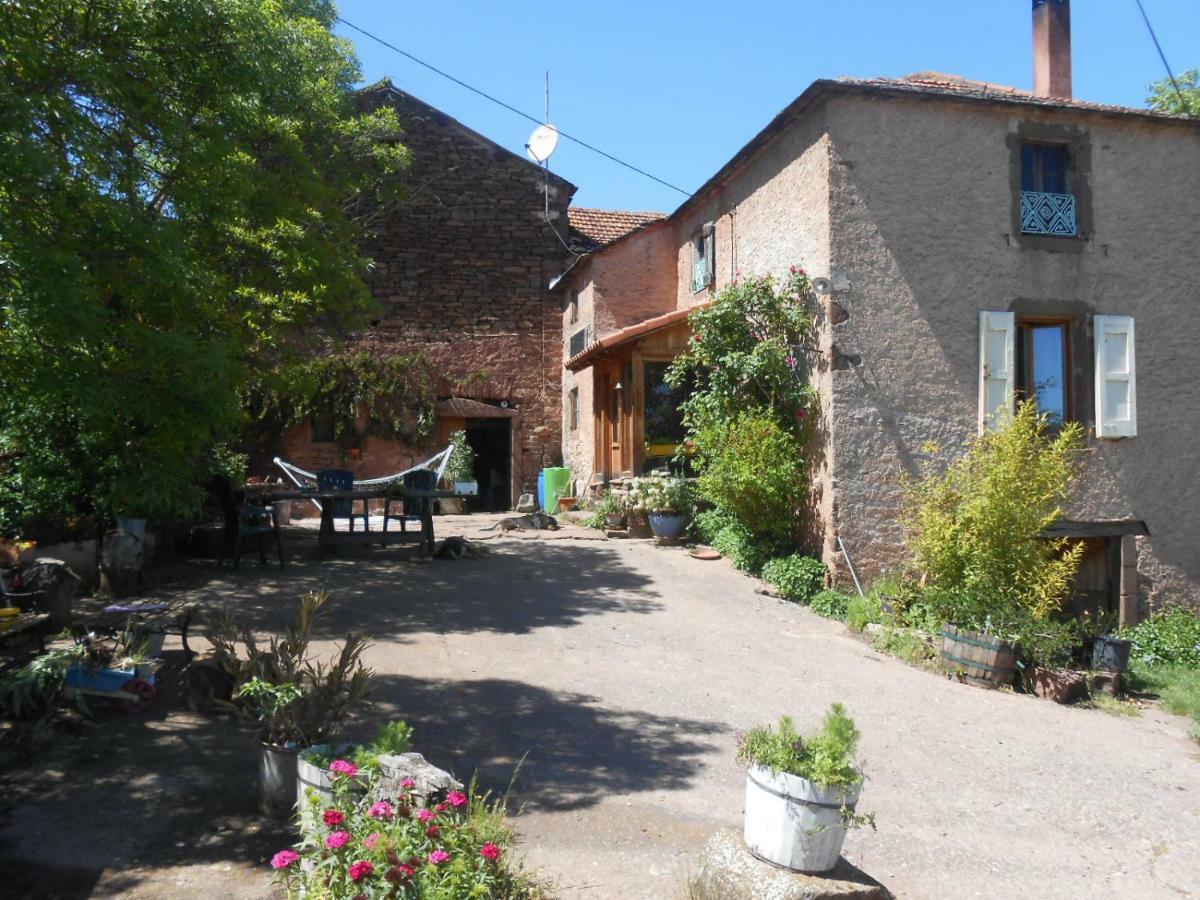 Chambre d'hôtes des Monts Saint-Izaire Extérieur photo